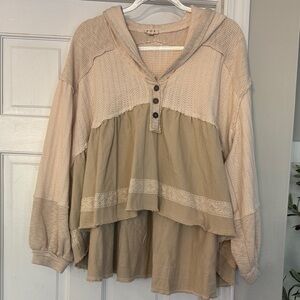 POL Unique Cream and Tan Layered Hoodie ~ Medium NWOT